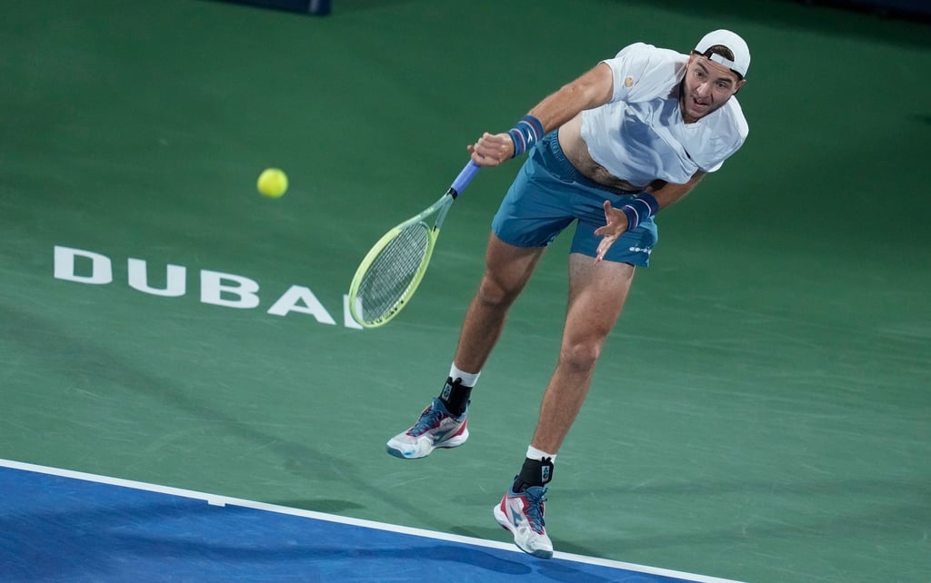 Jan-Lennard Struff hat sein Auftaktspiel gegen den Polen Hubert Hurkacz verloren.