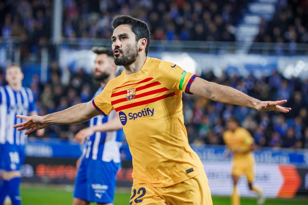 Ilkay Gündogan gratulierte den DFB-Spielerinnen nach dem hart erkämpften Sieg gegen die Niederländerinnen.