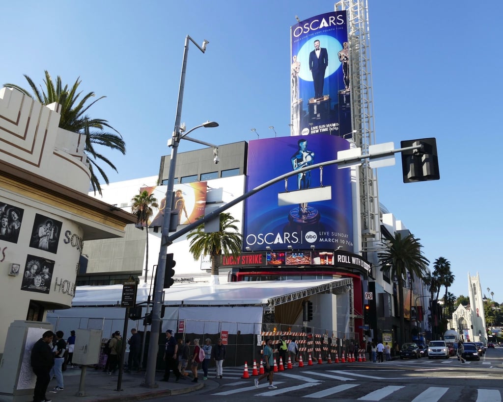 Am Hollywood Boulevard werden Vorbereitungen getroffen für die Verleihung der Academy Awards.