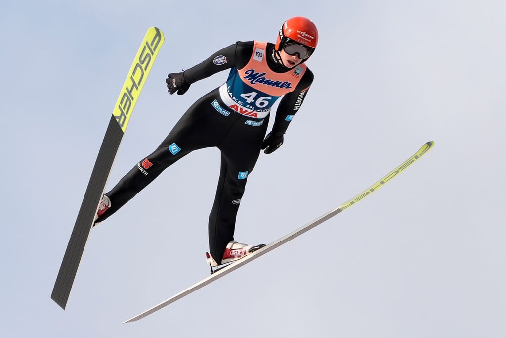 Belegt als bester deutscher Springer in Sapporo den zwölften Platz: Karl Geiger.