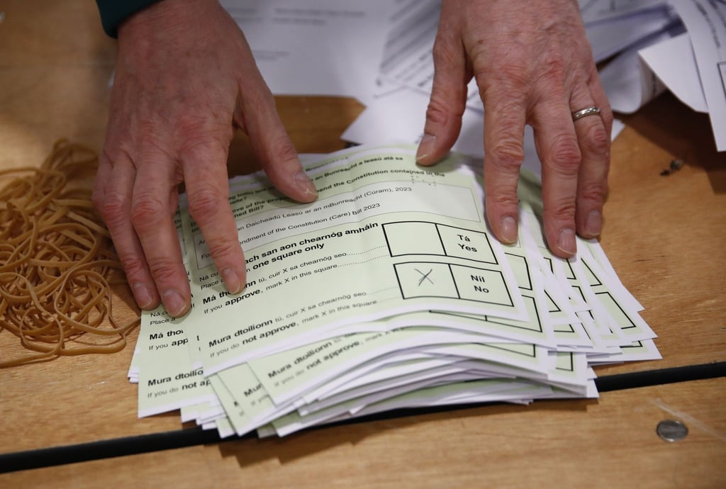 Die Wahlbeteiligung lag bei rund 44,4 Prozent.