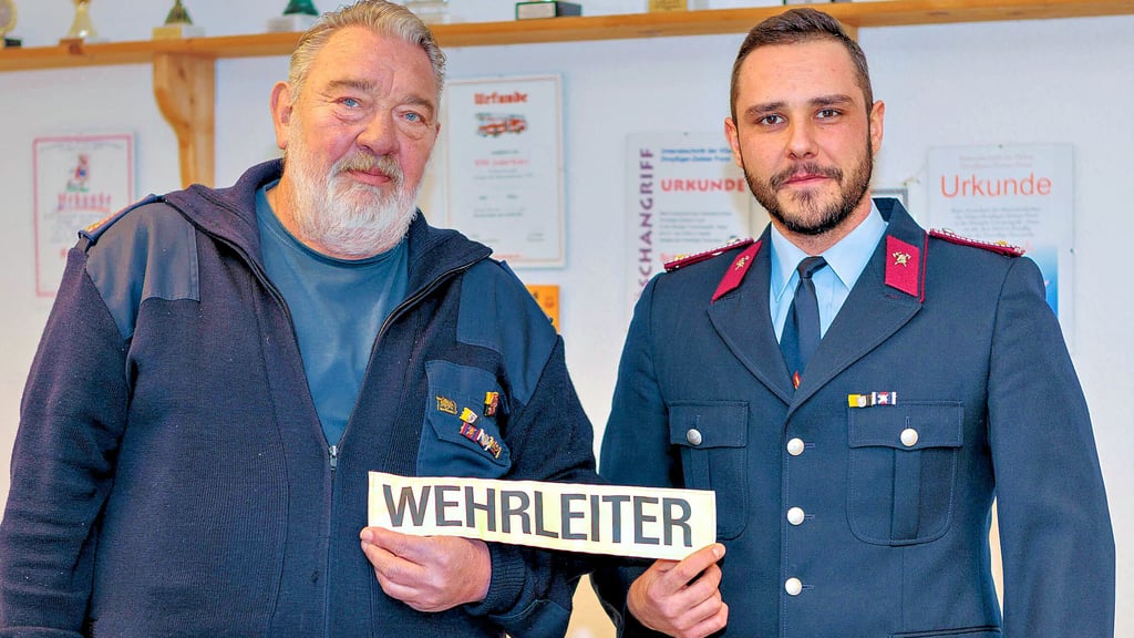 Chris Arnold ist neuer Wehrleiter in Schellbach. Er löst Uwe Hähnlein ab.