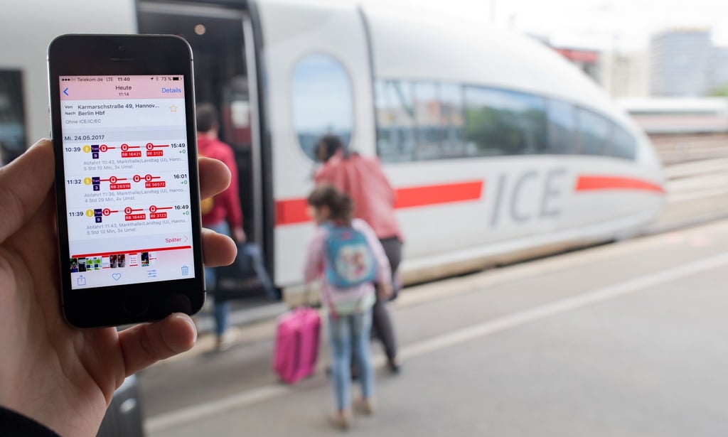 Der „DB-Streckenagent“ sollte Bahnpendler vor Verspätungsfrust bewahren. Ab 2. Mai hat die App ausgedient. Einige Funktionen werden aber schrittweise in den „DB Navigator“ integriert.