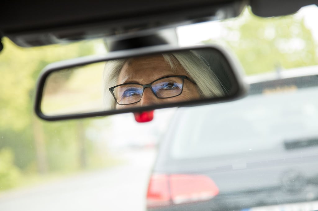 Die Augen sollten möglichst alle zwei Jahre überprüft werden - unabhängig davon, ob man eine Brille trägt oder nicht.