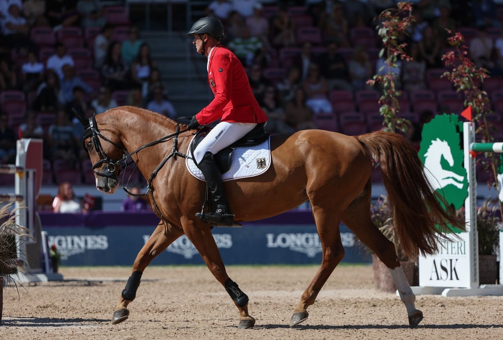 In den USA meldete sich André Thieme mit Gold-Pferd Chakaria zurück.