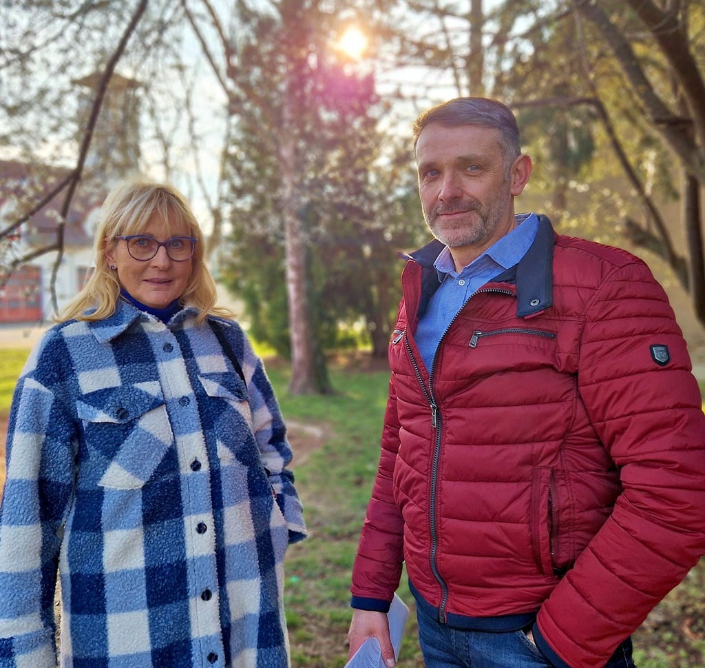 Kerstin Hoppe von den Tollwitzer Landfrauen und Jens Piller, Vorsitzender des Heimat- und Kulturvereins Tollwitz, setzen sich für den Ort ein.