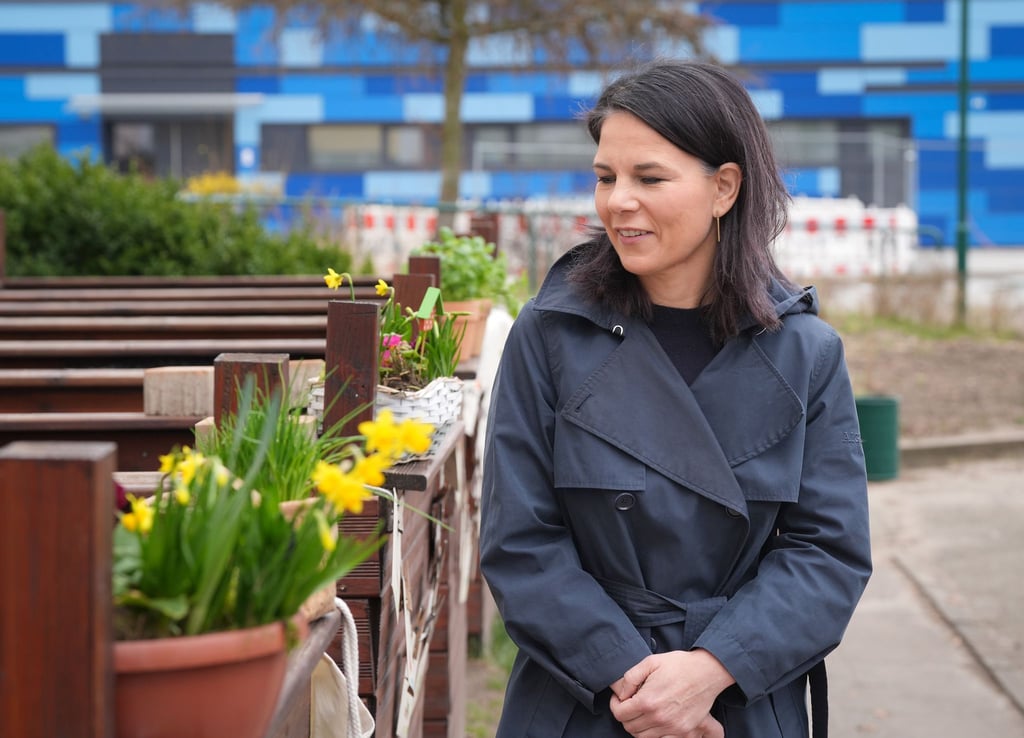 Bundesaußenministerin Annalena Baerbock (Bündnis 90/Die Grünen) besucht die Kremmener Goetheschule.