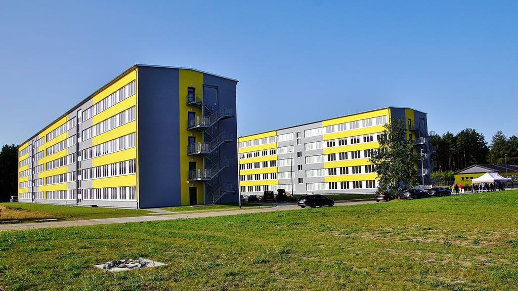 Im Mai 2024 soll eine Teil-Inbetriebnahme der Landeserstaufnahmeeinrichtung fürAsylbewerber in Stendal erfolgen.