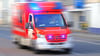 Bei einem Unfall an einer Kreuzung in Halberstadt wurde ein 50-jähriger Autofahrer schwer verletzt.