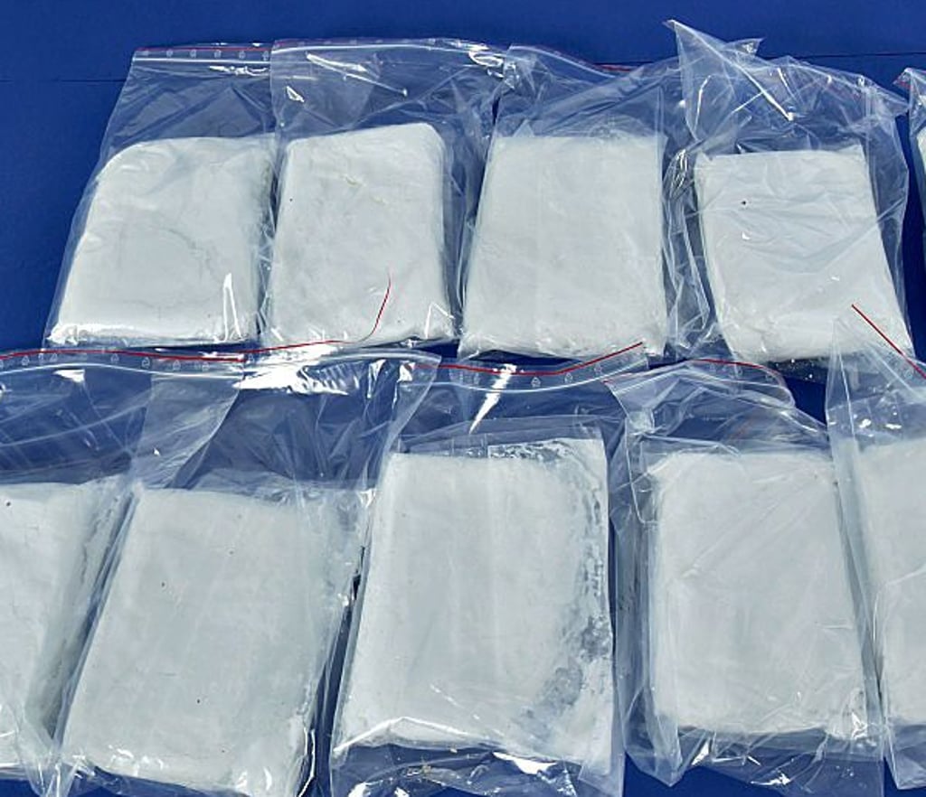 Kleine Tütchen mit abgepackten Drogen hatte hat die Polizei auch beim Angeklagten gefunden.