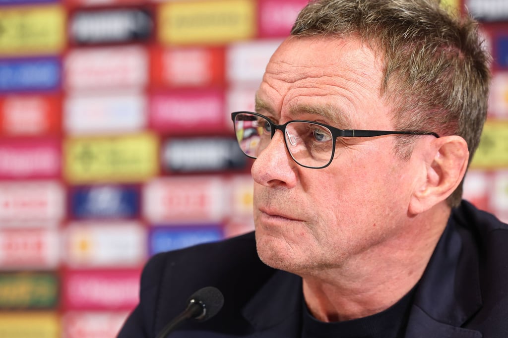 Ralf Rangnick bei einer Pressekonferenz.