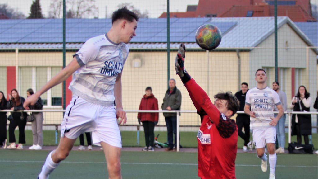 Nachwuchs-Talent Lenny Wagenhaus hat schon zwei Treffer in dieser Saison für den VfB Sangerhausen erzielt.
