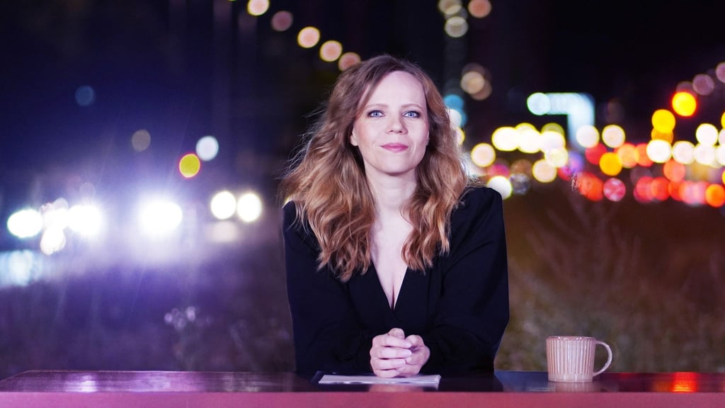 Sarah Bosetti in der „Bosetti Late Night (ZDF/3sat)“. Sarah Bosettis Show gewann den Grimme-Preis in der Kategorie Unterhaltung.