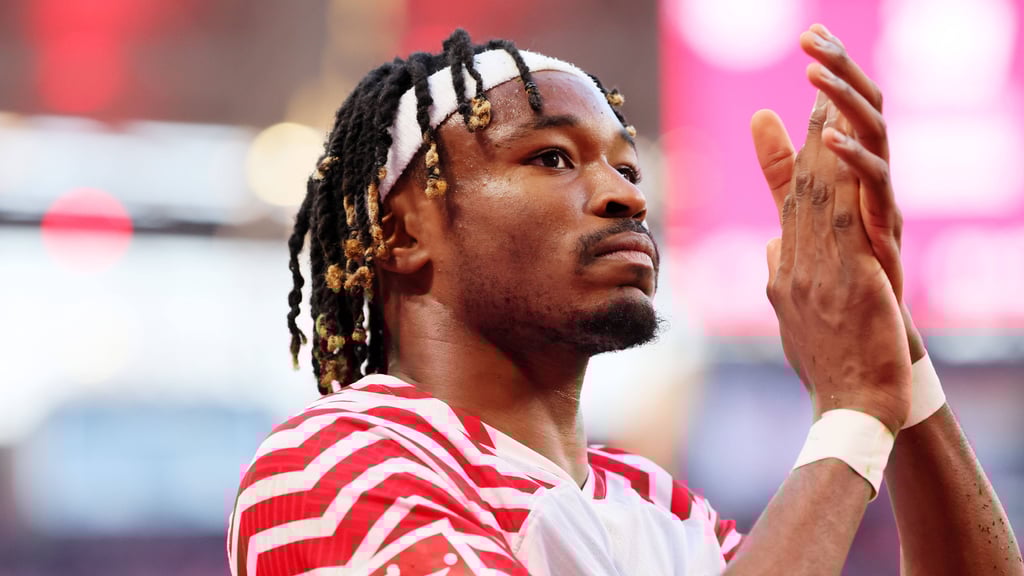 Der emotionale Leader bleibt erstmal draußen: Mohamed Simakan.