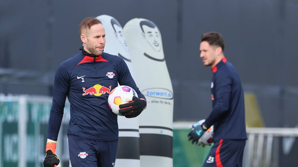 Peter Gulacsi und Janis Blaswich haben beide den Anspruch, die Nummer eins bei RB Leipzig zu sein. Im Sommer kommt in Maarten Vandervoordt noch ein dritter hochambitionierter Keeper hinzu.