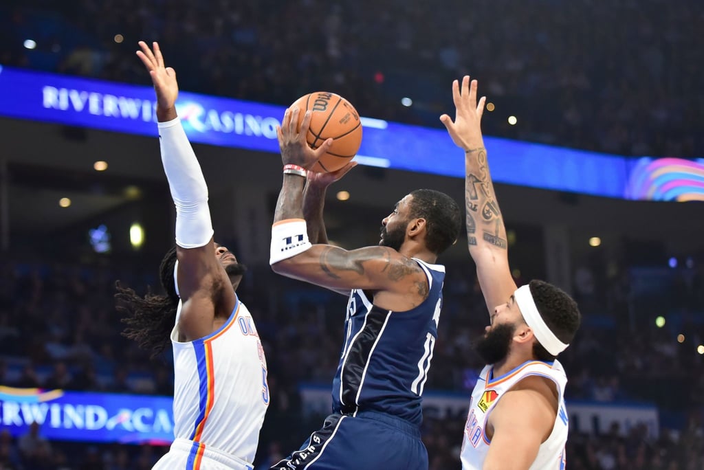 Auch Kyrie Irving (M.) konnte die Niederlage der Dallas Mavericks nicht verhindern.