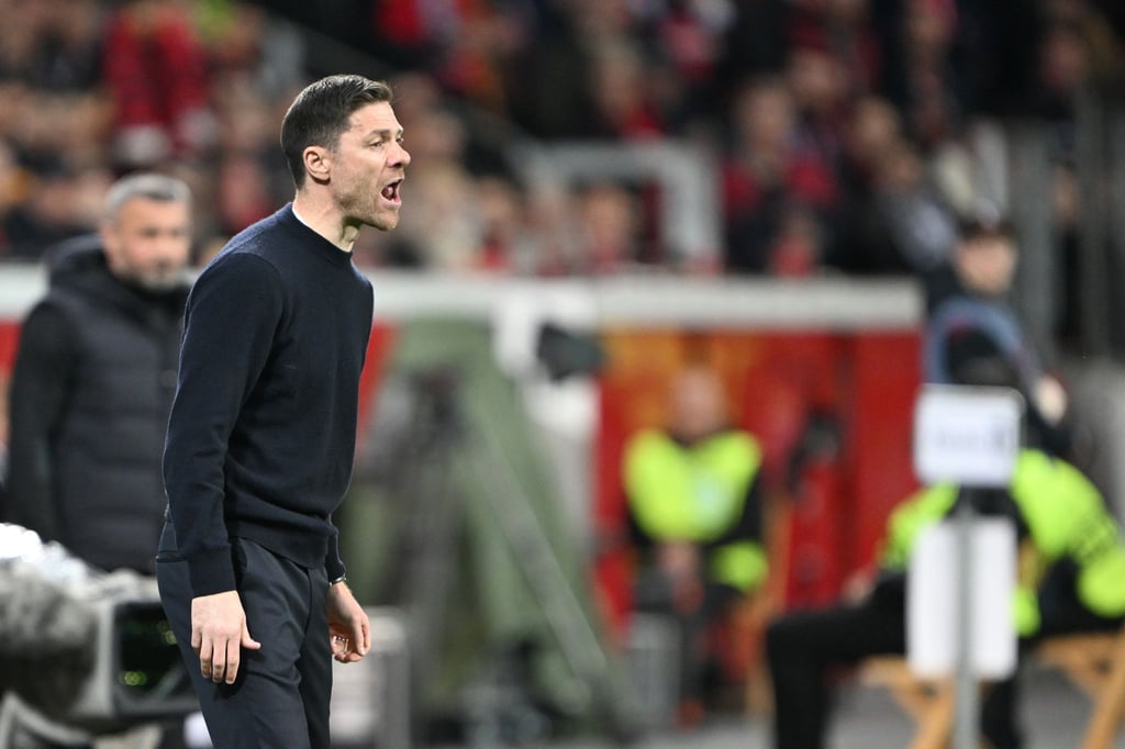 Seit 37 Pflichtspielen mit seiner Mannschaft ungeschlagen: Leverkusens Trainer Xabi Alonso.