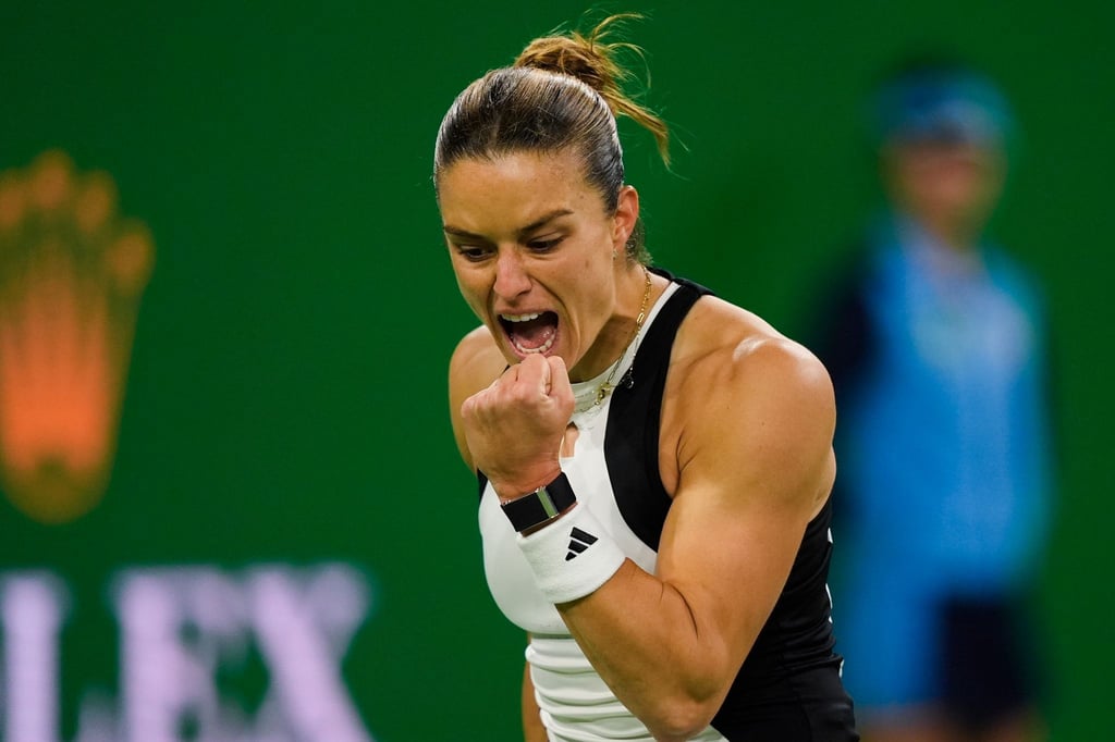 Maria Sakkari feiert ihren Sieg.