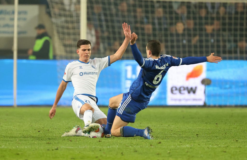 Könnte diese Woche wieder mittrainieren: Tobias Müller (links).
