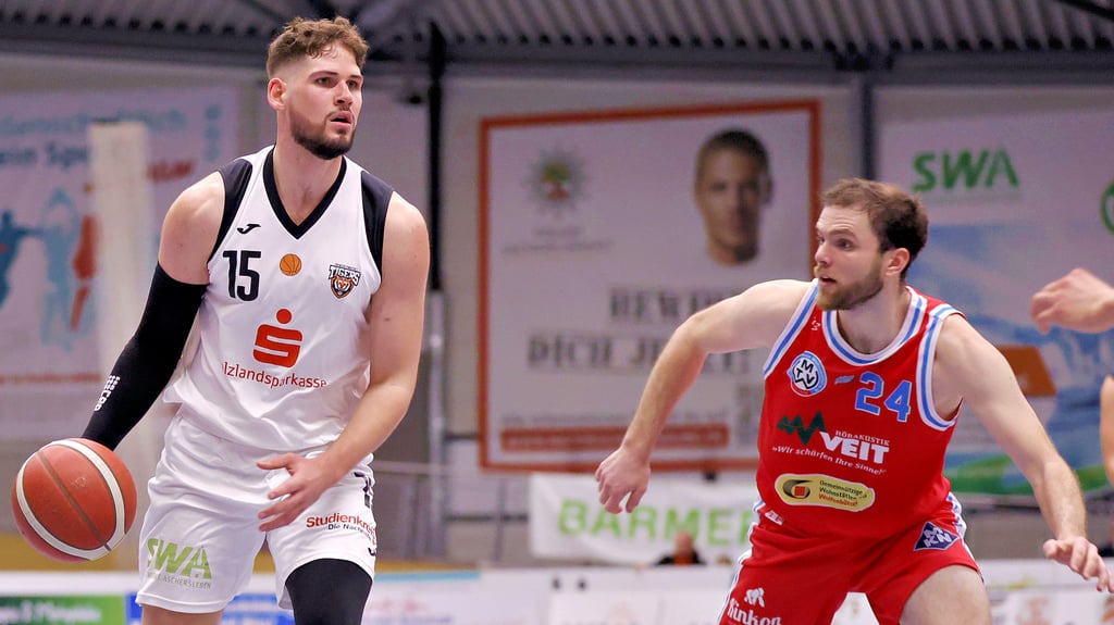 Bester Werfer der Aschersleben Tigers auswärts in Stade war Benjamin Höhmann (links).