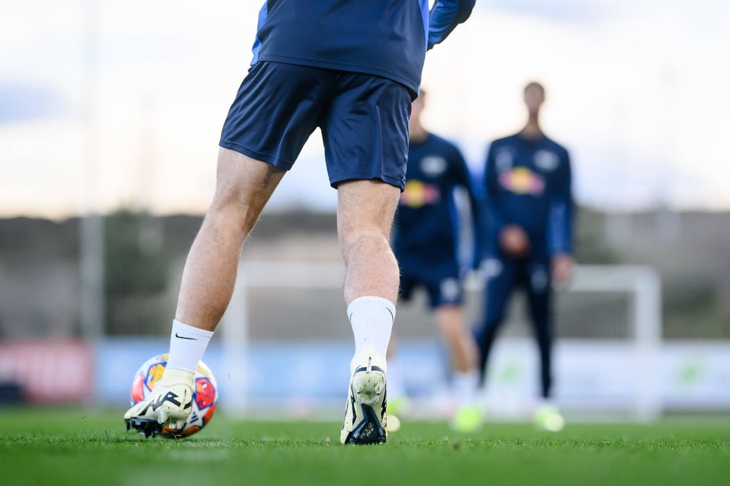Nachwuchsspieler von RB im Training.