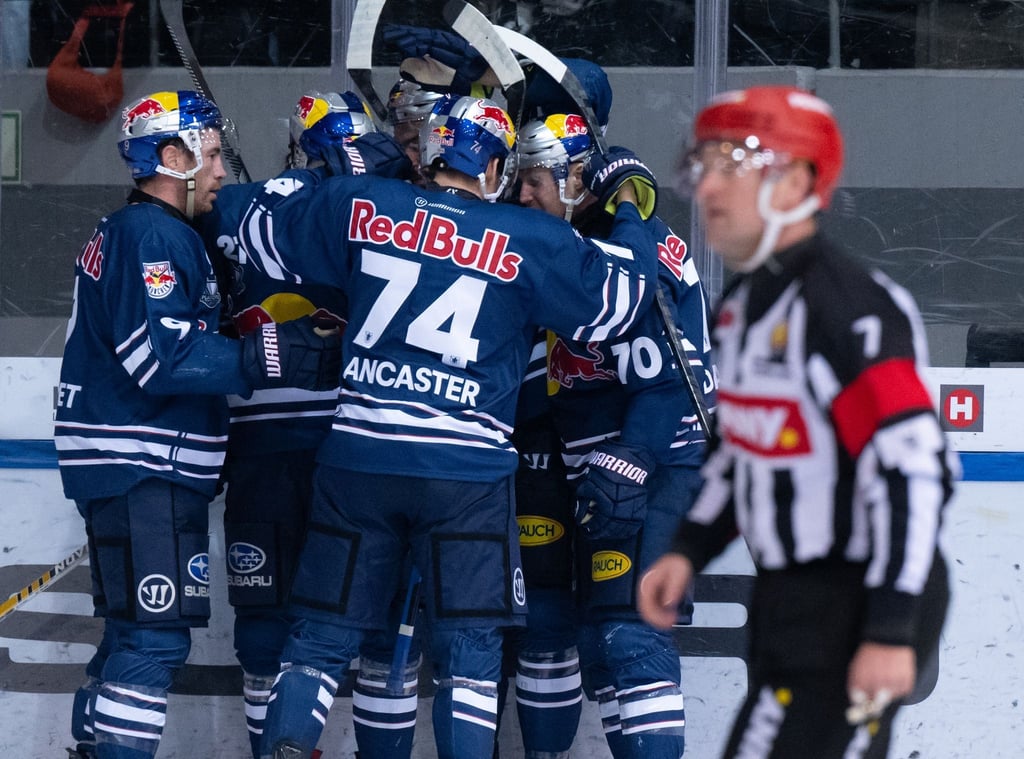 Red Bull München liegt in der Serie gegen Wolfsburg 2:0 in Führung.