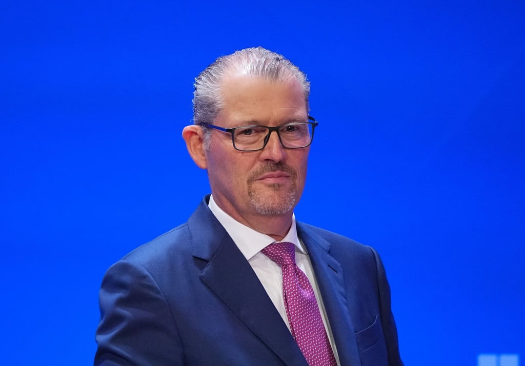 Rainer Dulger, Präsident der Bundesvereinigung der Deutschen Arbeitgeberverbände: „Wir müssen den Sozialstaat vom Kopf auf die Füße stellen.“