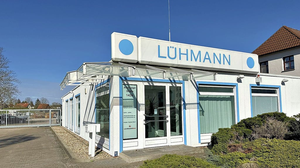 Das Bauunternehmen Lühmann in Stendal, Firmensitz in Tangermünde, hat Insolvenz in Eigenverantwortung beantragt.