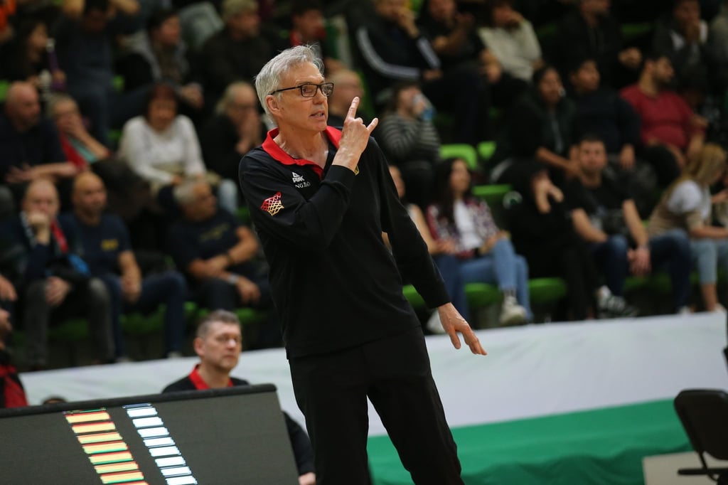 Holte mit den deutschen Basketballern 2022 EM-Bronze und 2023 WM-Gold: Bundestrainer Gordon Herbert.