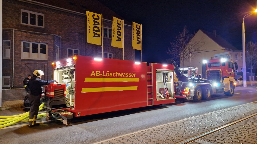 Bei solchen Bränden kommt ein spezieller Löschmittelbehälter zum Einsatz.