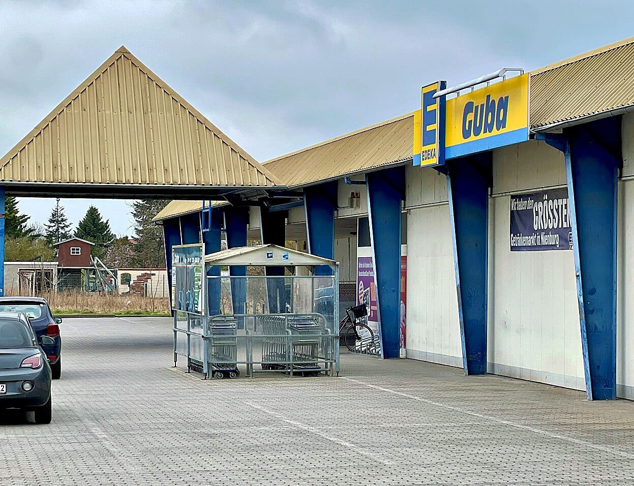 Einkaufen: Kühltruhen bleiben leer - Edeka-Markt in Nienburg kämpft mit Folgen nach Stromausfall