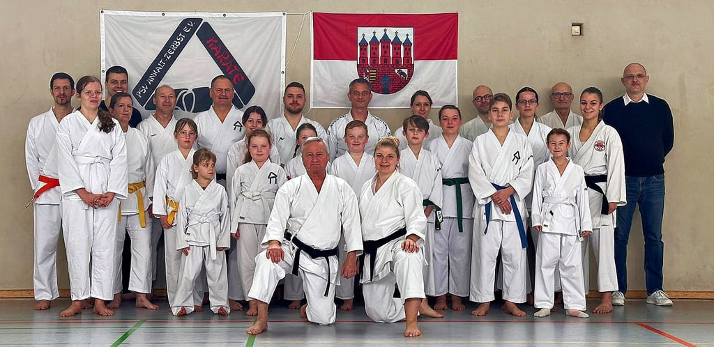 Alle Lehrgangsteilnehmer hatten viel Spaß und erfuhren von den erfahrenen Gasttrainern viel Neues.