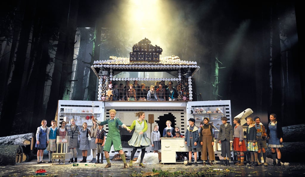 In dieser Spielzeit zum letzten Mal aufgeführt: die Märchenoper "Hänsel und Gretel" im Theater Magdeburg.