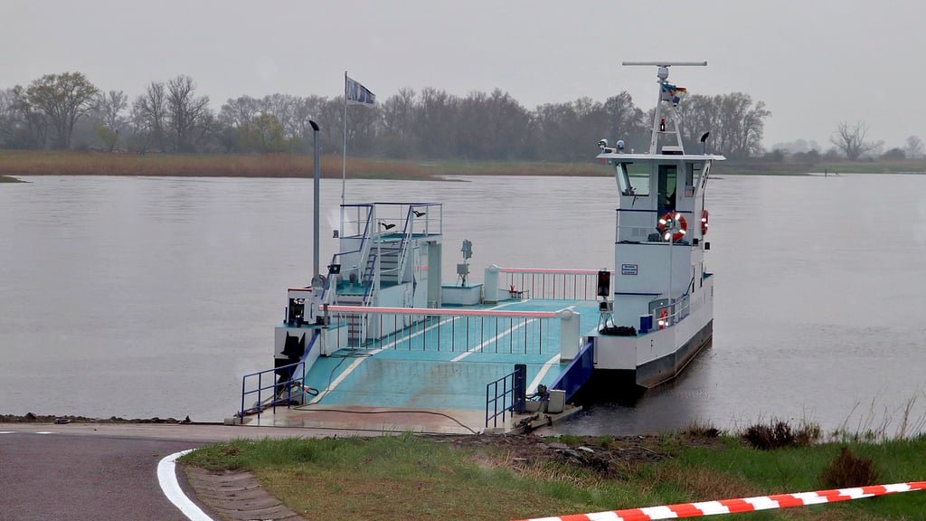 Aufgrund von Arbeiten auf der K 1196 am Fähranlieger in Ferchland gibt es ab heute eine Vollsperrung.