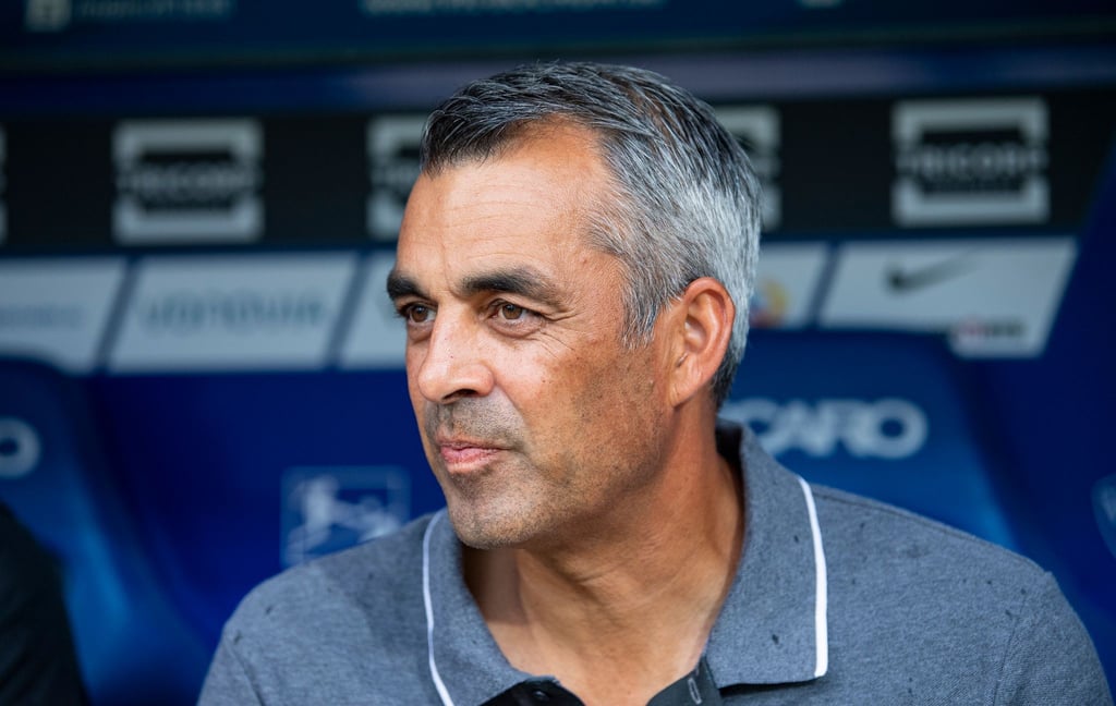 Robin Dutt hält Ex-Profi Julian Schuster als neuen Freiburg-Trainer für die richtige Wahl.