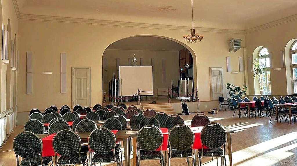 Der Saal des Gasthofes Knötzsch in Trebitz: Hier wird Anfang Mai der „Teenday“ stattfinden.