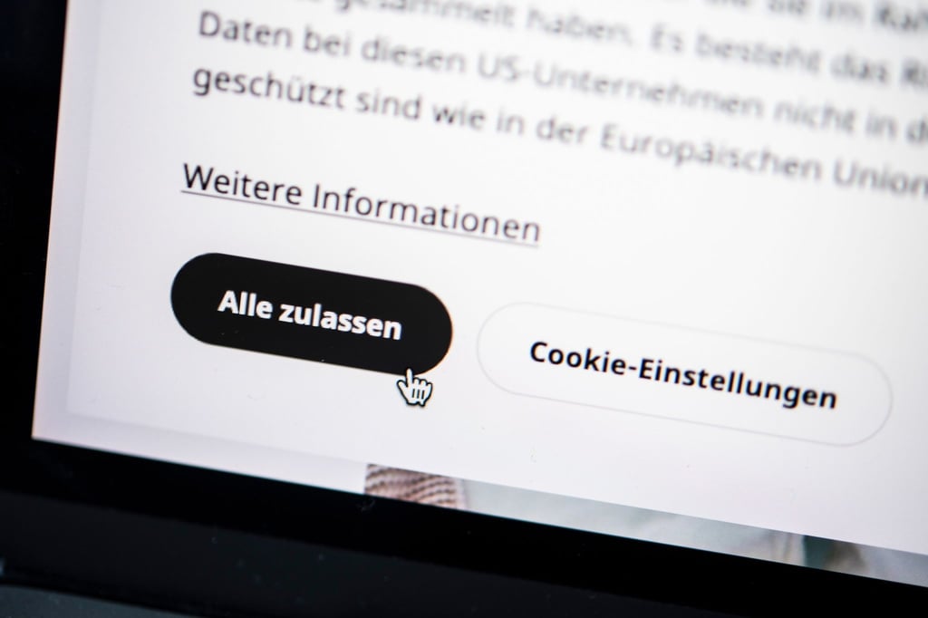 Alle zulassen? Lieber nicht, denn damit erlaubt man sehr wahrscheinlich auch die Nutzung nicht notwendiger Werbe-Cookies.