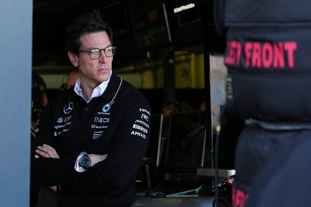 Teamchef Toto Wolff kommt mit seinem Mercedes-Team nicht voran.