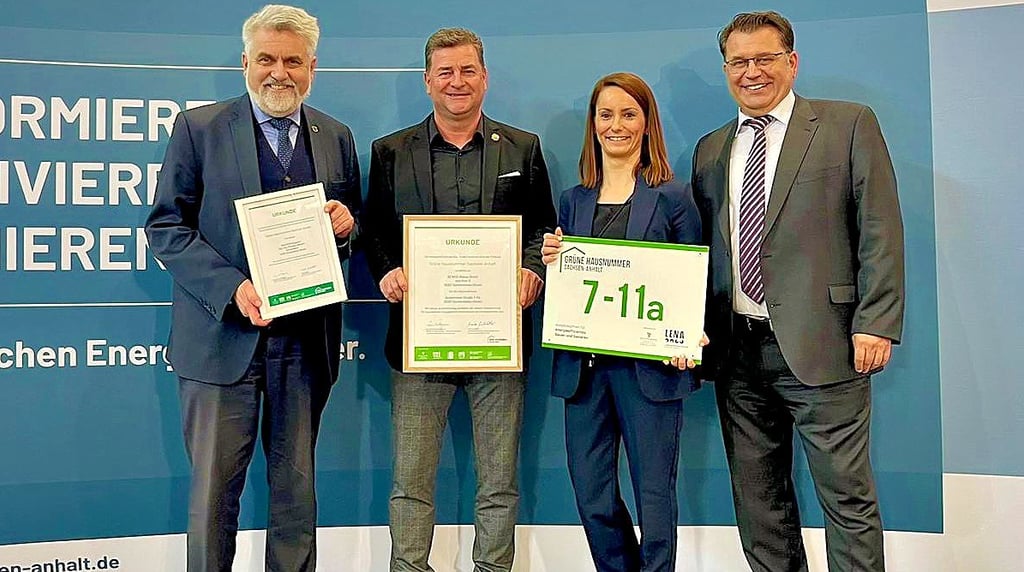 Die Bewos Oschersleben hat die Grüne Hausnummer erhalten.