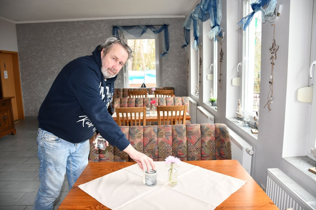 Frank Banse ist neuer Pächter der ehemaligen Wanderrast am Arendsee. Das bisherige Lokal konnte sich trotz Hilfe von Frank Rosin nicht halten. .