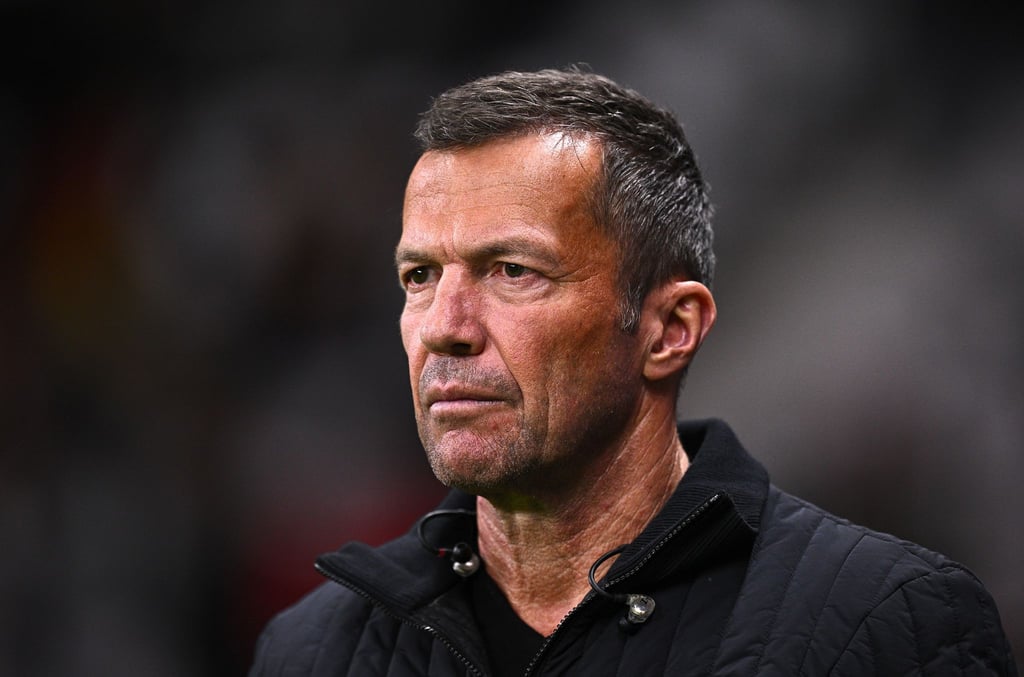 Angesichts der finanziellen Schieflage des DFB wäre es für Matthäus „fahrlässig“ gewesen, das Angebot von Nike nicht anzunehmen.