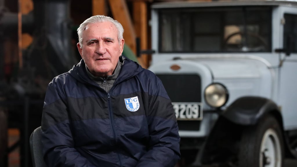 Uli Schulze, Torwart-Legende beim 1. FC Magdeburg, sorgt sich um den Klassenerhalt seines FCM in der 2. Bundesliga.