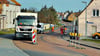 Die letzten Arbeiten an der B 100 in Pouch laufen. Pünktlich vor Ostern wird der Verkehr freigegeben.