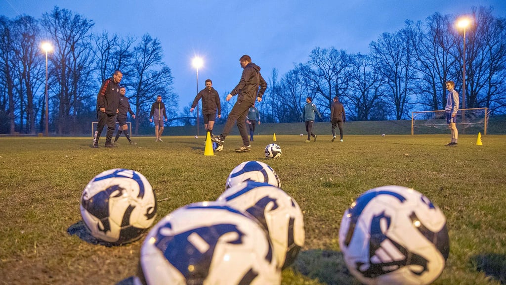Die Männermannschaft der SV Mildensee befindet sich im Nauaufbau. Spieler sind da. Was fehlt , ist ein Schiedsrichter.