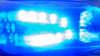 Blaulicht leuchtet auf einem Fahrzeug der Landespolizei Sachsen-Anhalt.