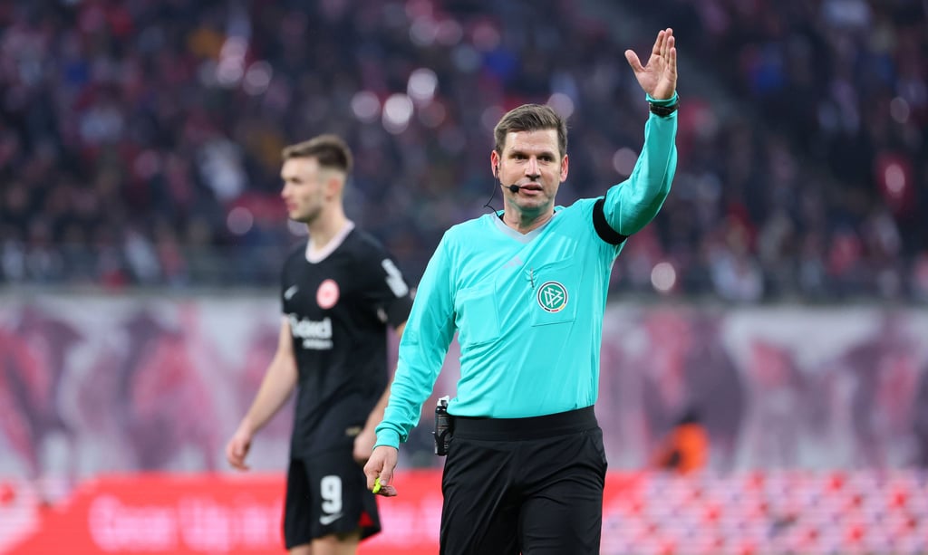 Frank Willenborg im Spiel von RB Leipzig gegen Eintracht Frankfurt.