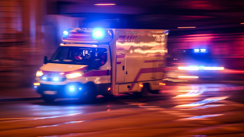 Nach Unfällen oder Todesfällen sind nicht nur Rettungsdienst, Polizei und Feuerwehr gefordert, sondern oft auch das Team der Notfallseelsorge. 76 Mal kamen die Wernigeröder Ehrenamtler 2023 zum Einsatz.
