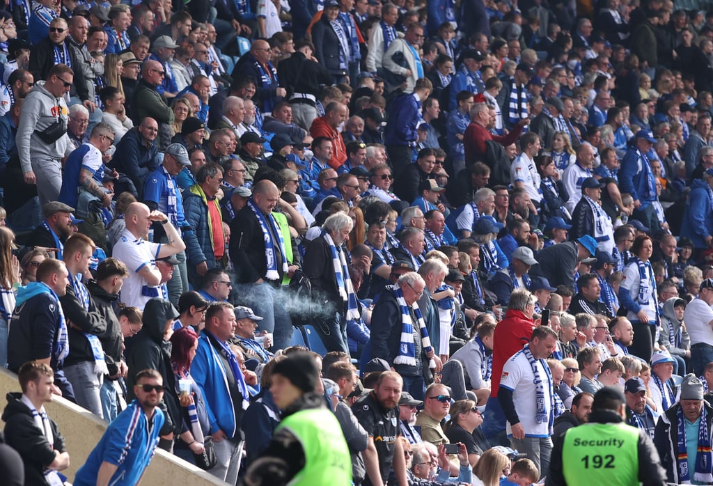 Der FCM hat auch gegen Hannover deutlich verloren und ist in akuter Abstiegsgefahr. Zahlreiche Fans verließen das Stadion am Sonntag vorzeitig.