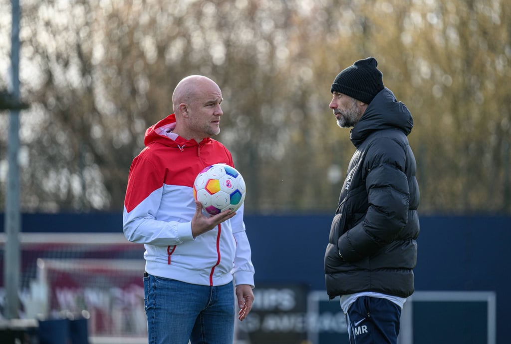 Leipzigs Rouven Schröder und Trainer Marco Rose