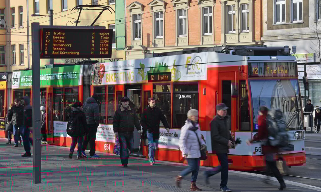 Schwarzfahrer in halleschen Straßenbahnen sollen künftig nicht mehr bei der Polizei angezeigt werden.
